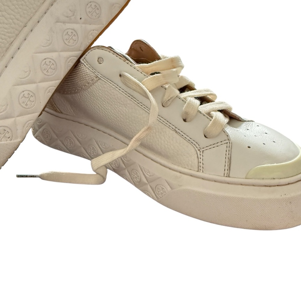 Tory Burch Ladybug sneakers. SZ 7M white - Picture 11 of 14